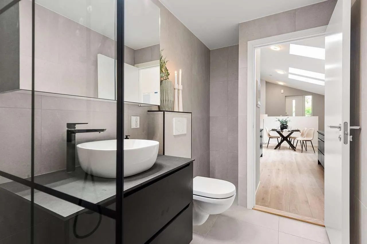 Bathroom Decor: Inspiring Ideas for Every Space